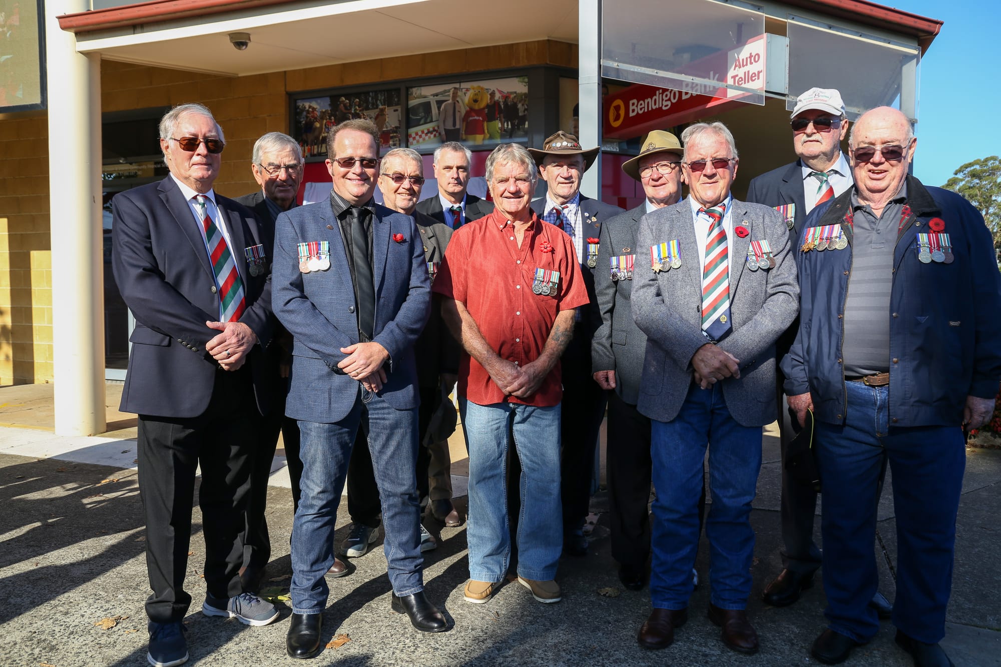 Visiting ex-servicemen march at Drouin