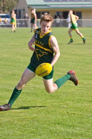 Football WDJFL U14s Hallora Vs. Garfield - 01.05.2021 