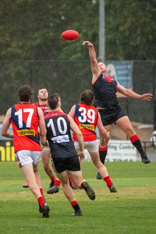 Football- Warragul Vs Bairnsdale (Seniors) 10-04-21 
