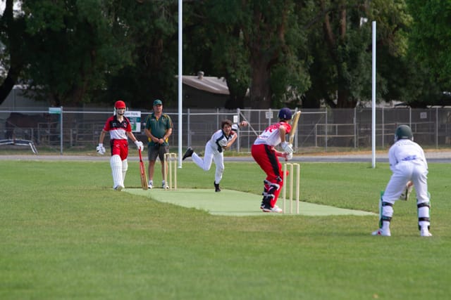 Cricket  (U16's) Warragul Vs. Garfield Tynong - 18.12.2021