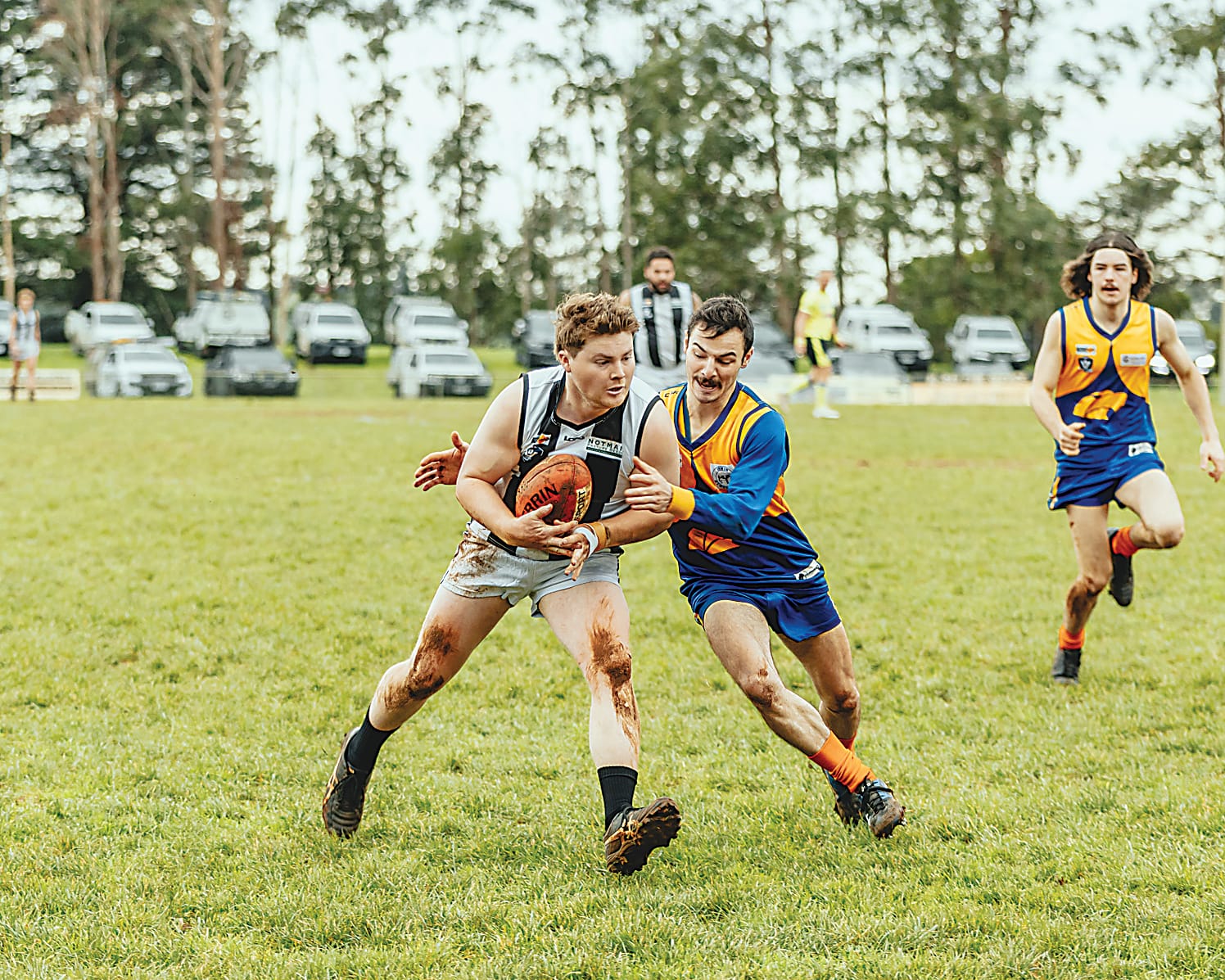 Eagles ease past Magpies