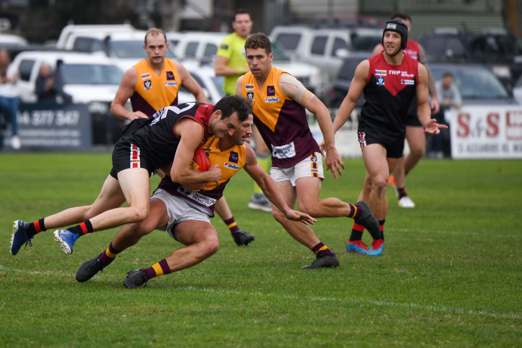 Football Seniors Warragul Vs. Drouin - 24.04.2022