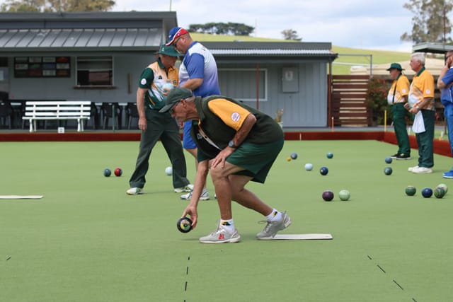Bowls Neerim Dist v Longwarry Div 2 - 20112021