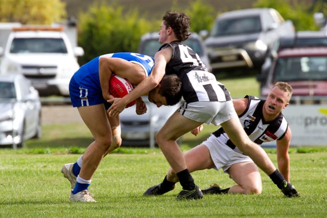 Football MGFL Thorpdale v Yinnar Seniors - 10042021 