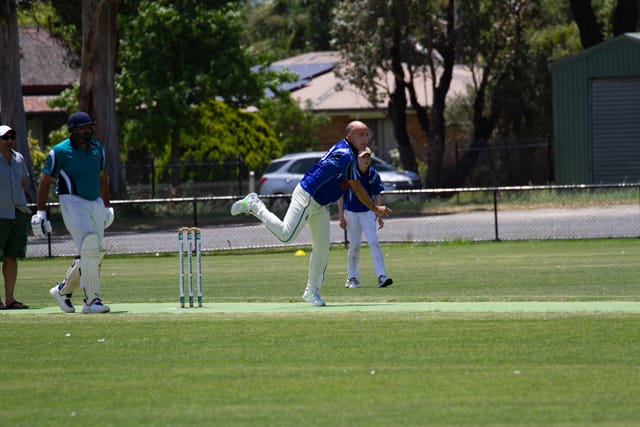 Cricket Div 3 Yarragon Vs. Western Park- 18.12.2021