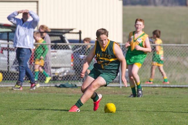 Football WDJFL U14s Hallora Vs. Garfield - 01.05.2021 