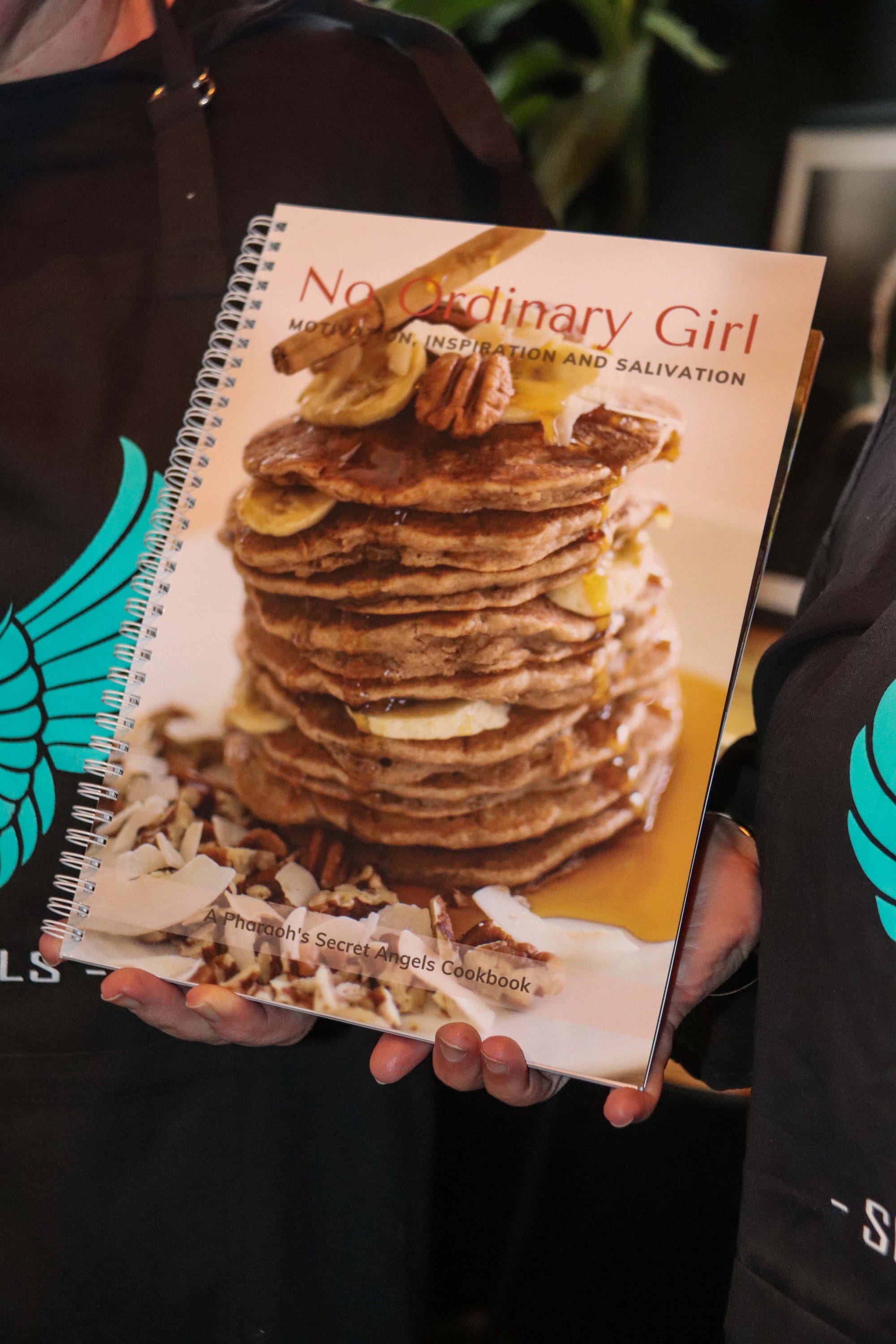 Secret Angels Cookbook - 17.05.2022