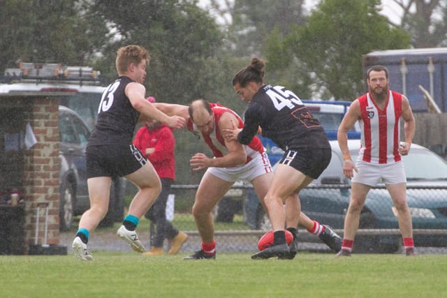 Football EDFL Yarragon v Trafalgar Seniors - 10042021 