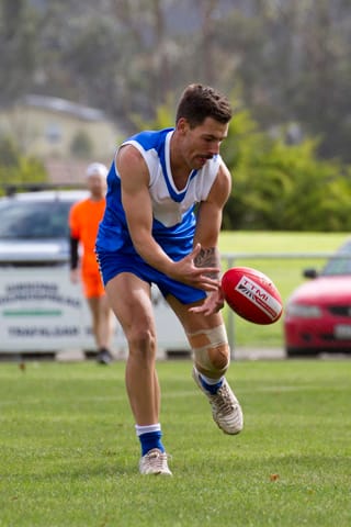 Football MGFL Thorpdale v Yinnar Seniors - 10042021 