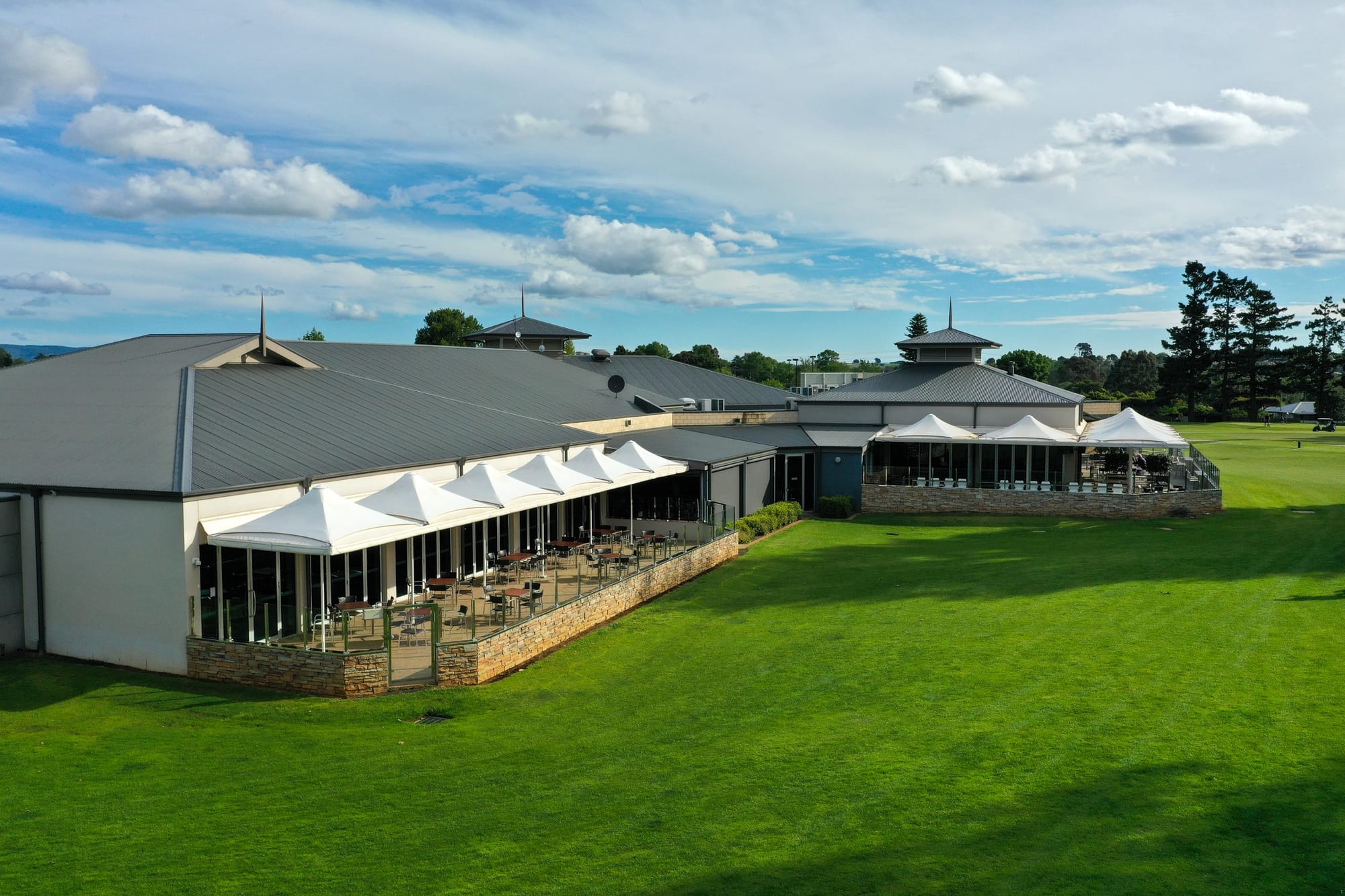 Country club seeks higher rates rebate