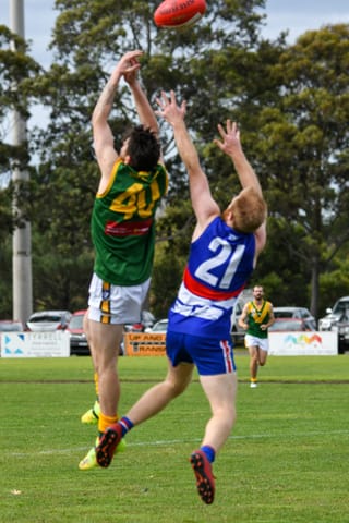 Football- Newborough Vs Hill End (Reserves) 24-04-21 