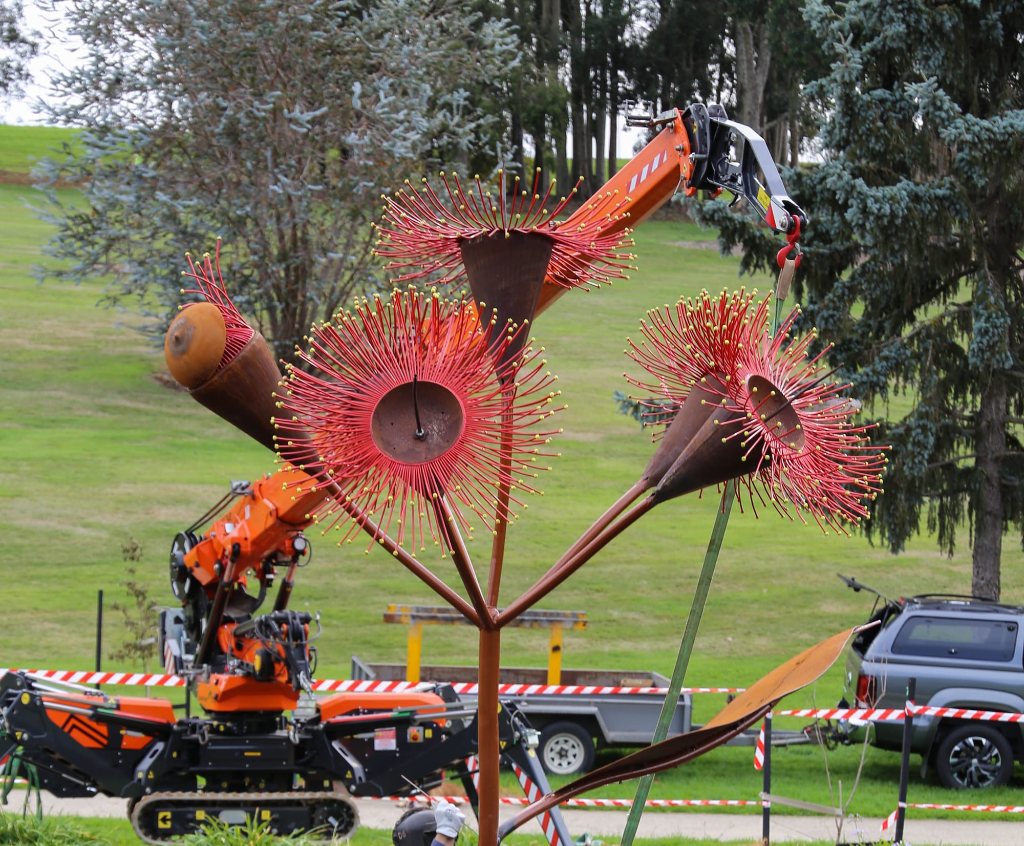 Community to name ficifolia sculpture