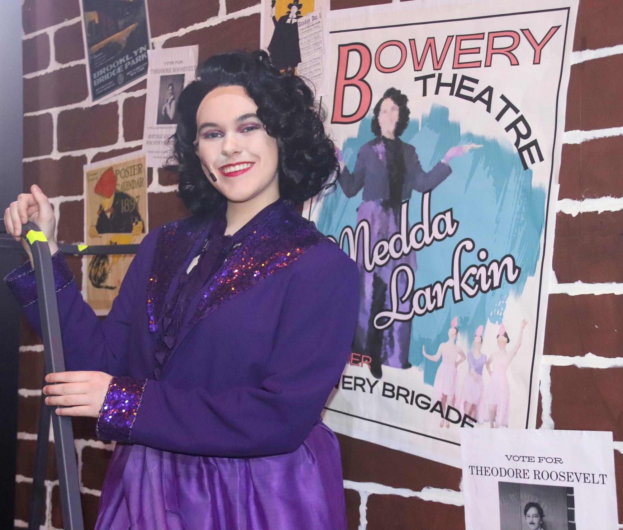 Spectacular Medda Larkin, played by AJ Glaister provides a safe haven for the Newsie kids.