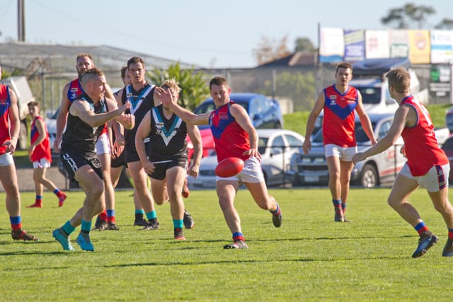 Football EDFL Seniors Yarragon Vs. Buln Buln - 22.05.2021 
