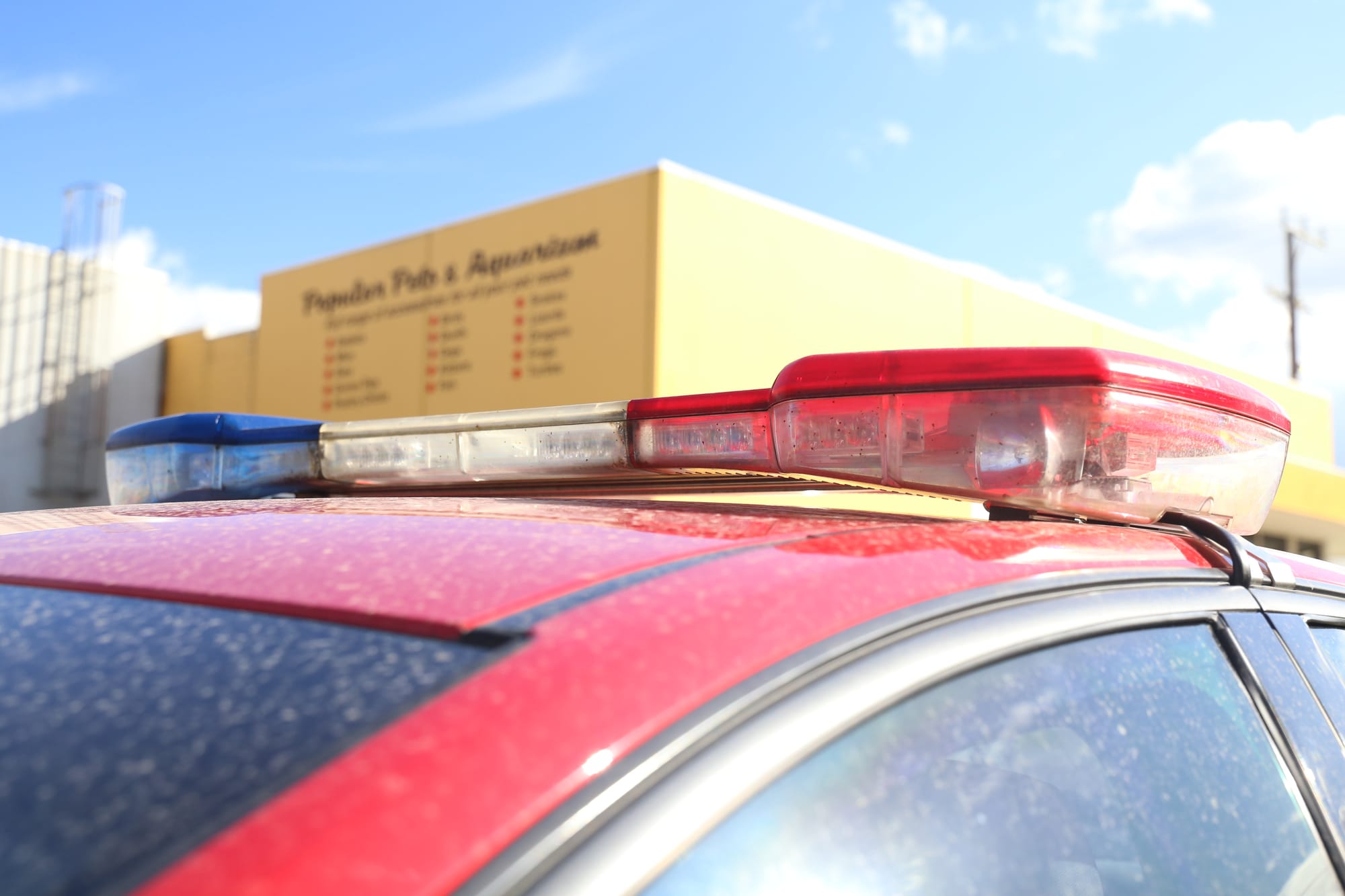 Evacuation after Hazmat incident in Trafalgar