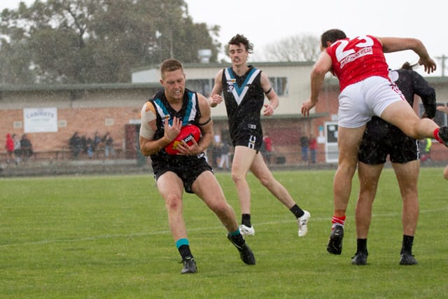 Football EDFL Yarragon v Trafalgar Seniors - 10042021 