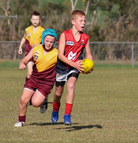 Football Juniors U12s Drouin Maroon Vs. Koo Wee Rup - 01.05.2021 