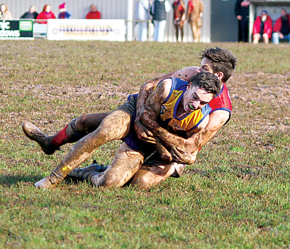 Eagles kick late goal to end Lyrebirds run