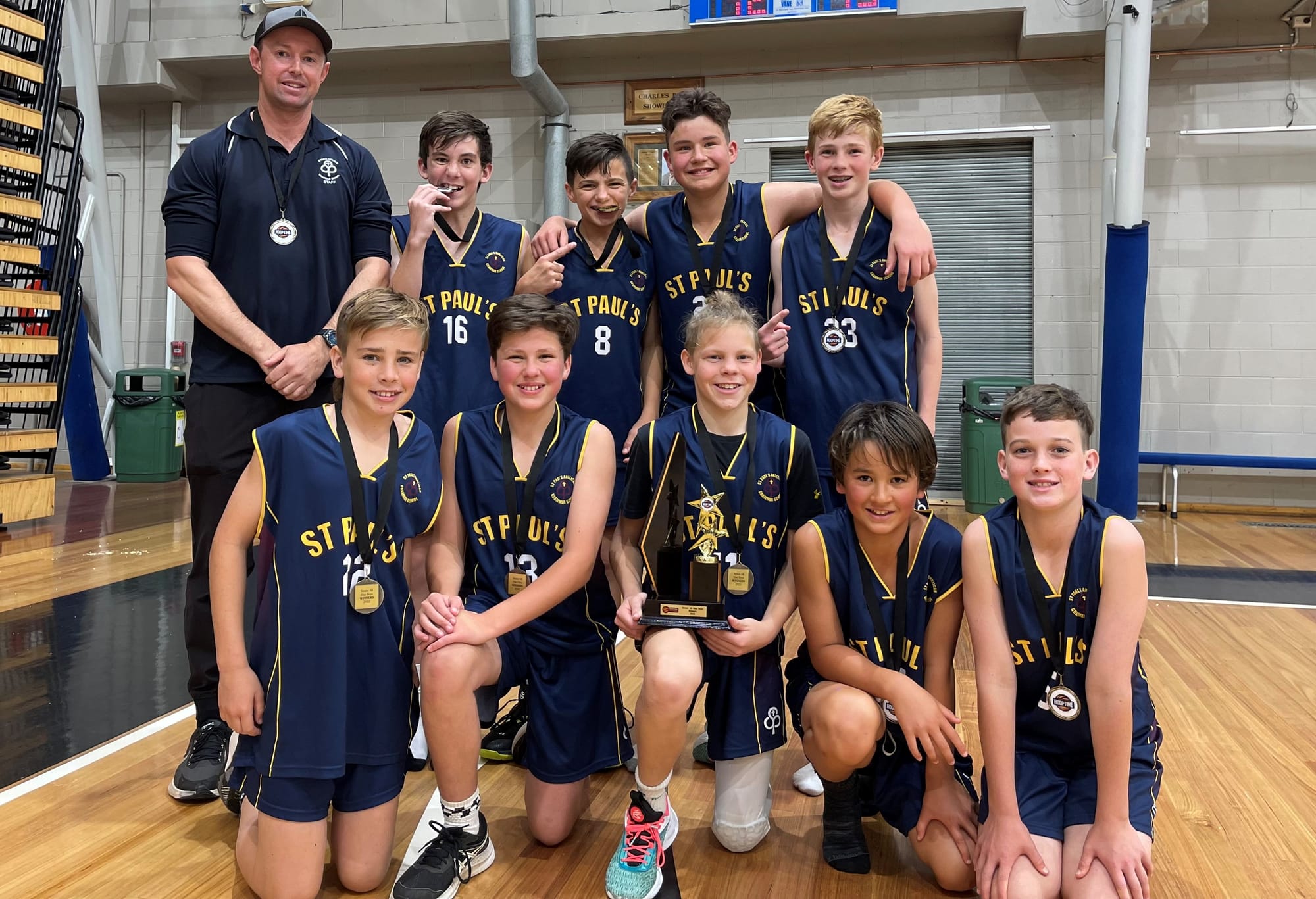 St Paul's wins basketball tourney