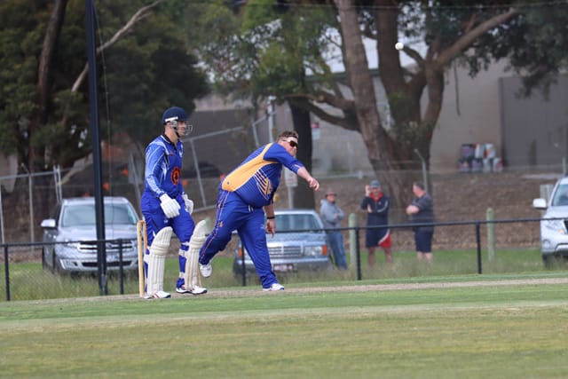 Cricket Div 1 Western Park v Ellinbank - 19112021