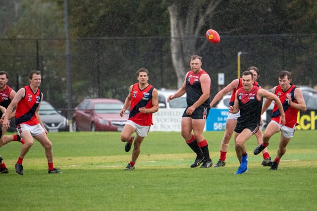 Football- Warragul Vs Bairnsdale (Seniors) 10-04-21 