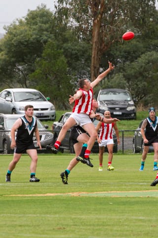 Football EDFL Yarragon v Trafalgar Reserves - 10042021 