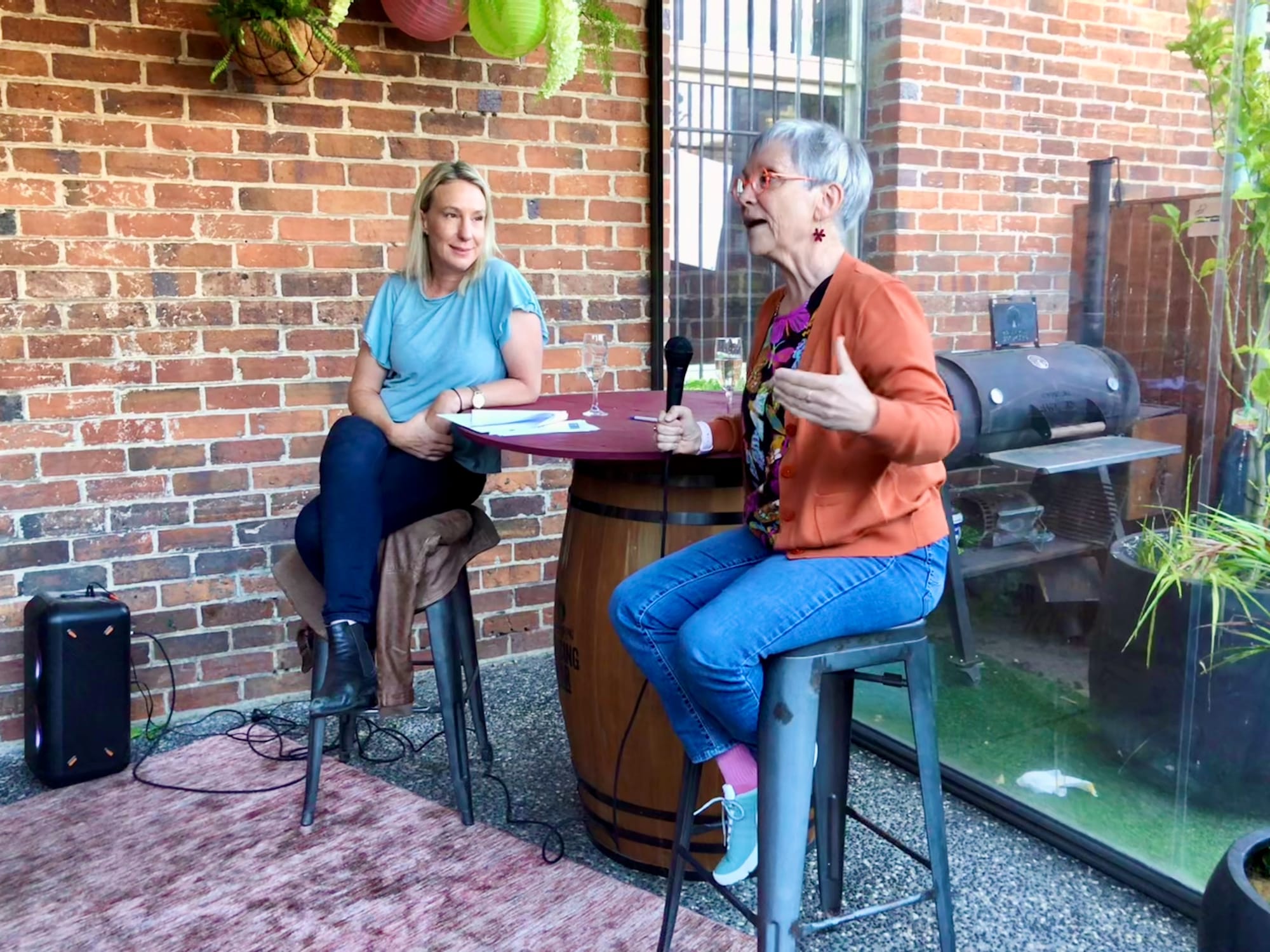 Community key to success of independent movement