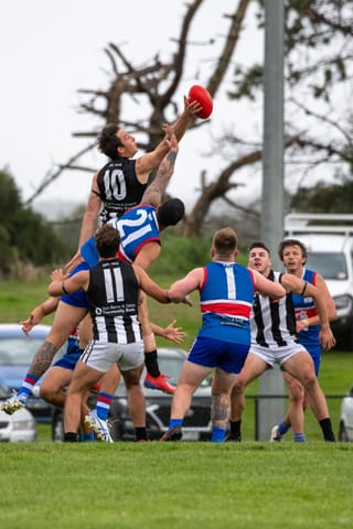 Football- Bunyip Vs Dalyston (Seniors) 10-04-21 