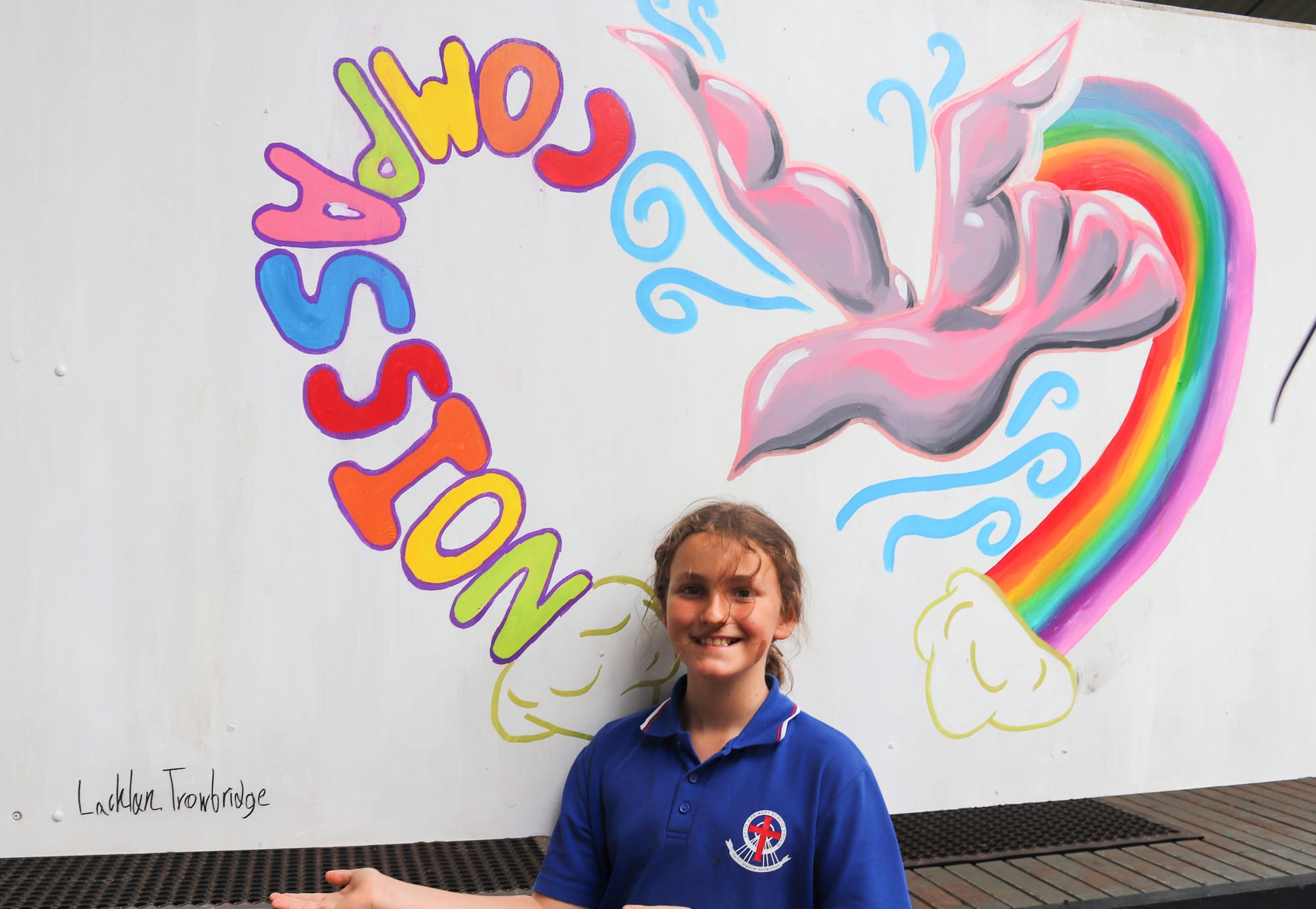 Artist leaves his mark on school values