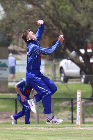 Cricket Div 1 Western Park v Ellinbank - 19112021
