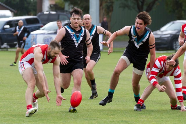 Football EDFL Yarragon v Trafalgar Reserves - 10042021 