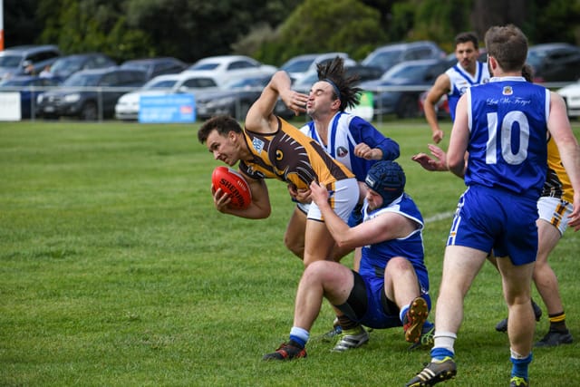 Football - Thorpdale Vs Morwell East (Seniors) 24-04-21 
