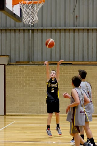 Basketball - 11052021 