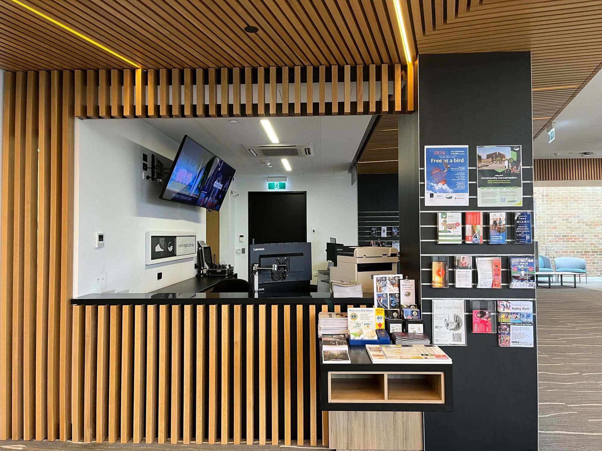 Service desk re-opens in Warragul