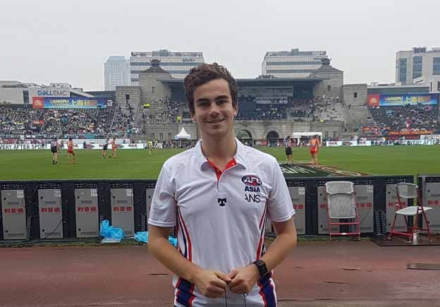 Lyon umpires in China