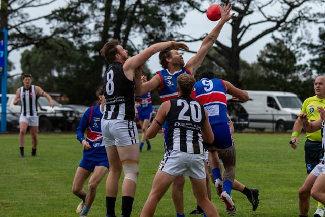 Football- Bunyip Vs Dalyston (Seniors) 10-04-21 