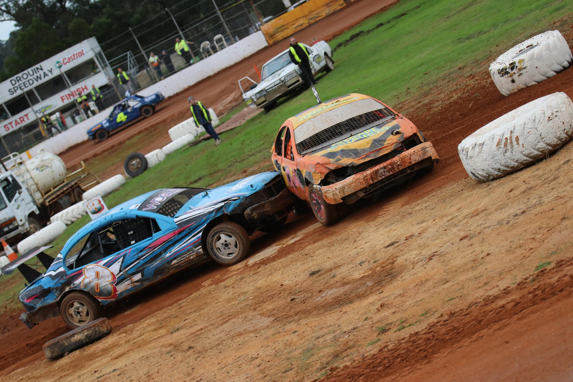 Drouin Speedway to crash and bash this week