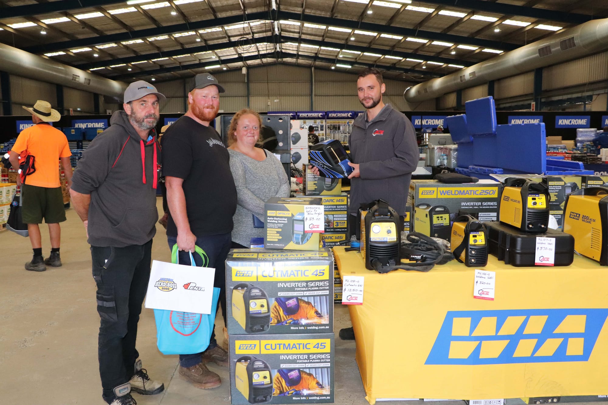 Farm World - 2022 - Friday