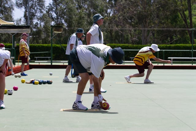 Bowls Warragul v TraralgonD iv 1 - 18122021