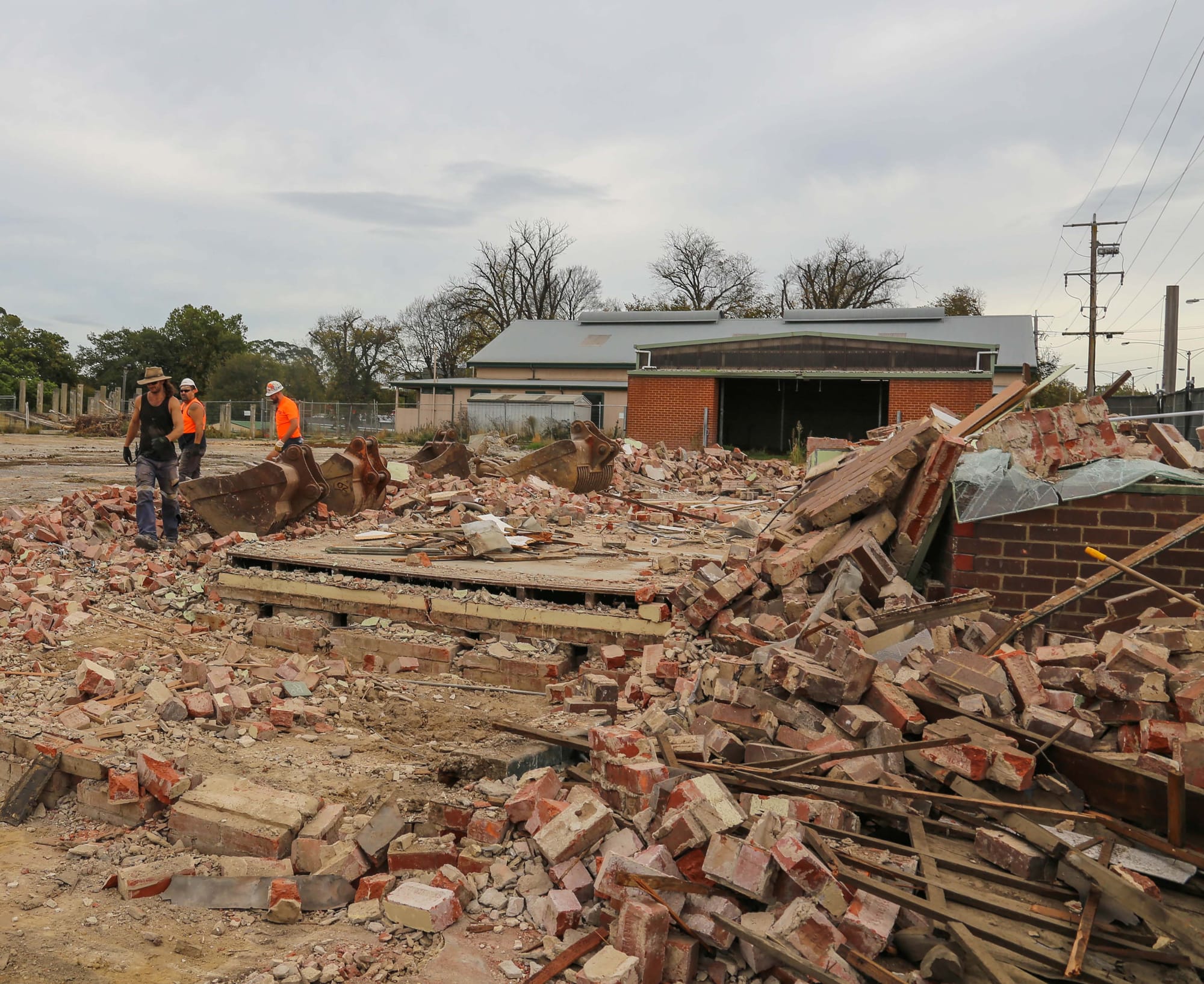Warragul Stockyard demolition - 03.05.2022