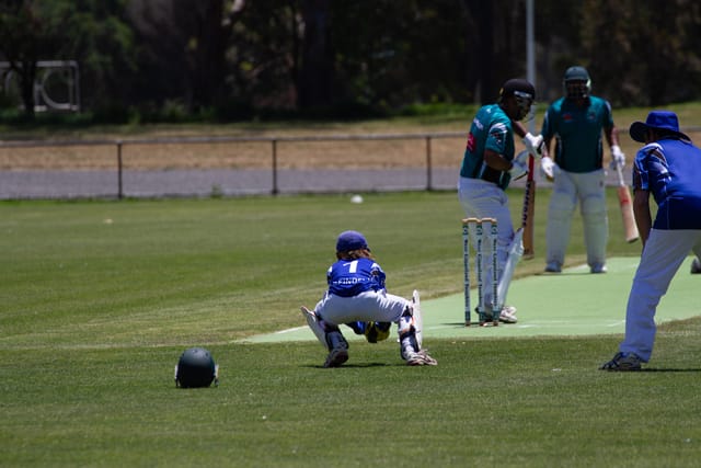 Cricket Div 3 Yarragon Vs. Western Park- 18.12.2021