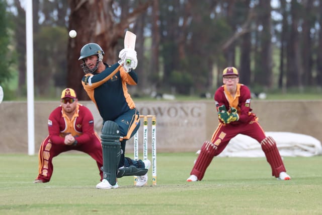 Cricket Div 1 Hallora Vs. Drouin - 11.12.2021