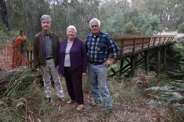 Call for Crossover bridge restoration