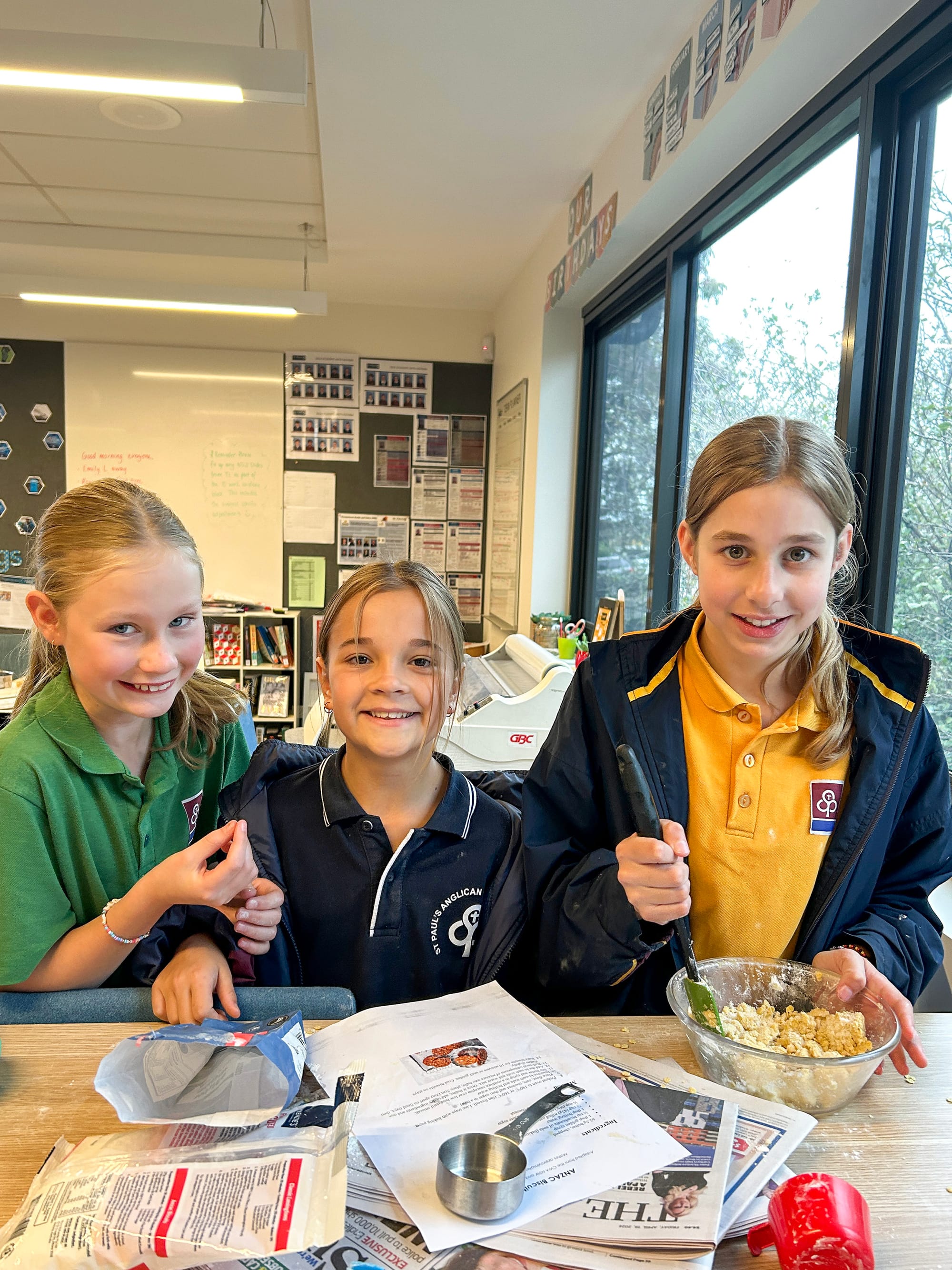 Maya Christian, Asher Creighton and Ivy Nardone unite together to bake ANZAC biscuits while they learn about ANZAC Day.