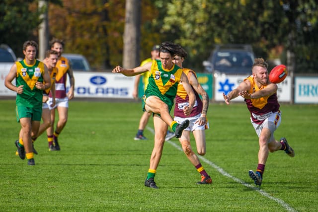Football GFNL - Leongatha Vs. Drouin (Reserves) - 01.0.2021 