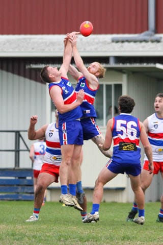 Football Seniors. - Bunyip Vs. Phillip Island - 22.06.2024