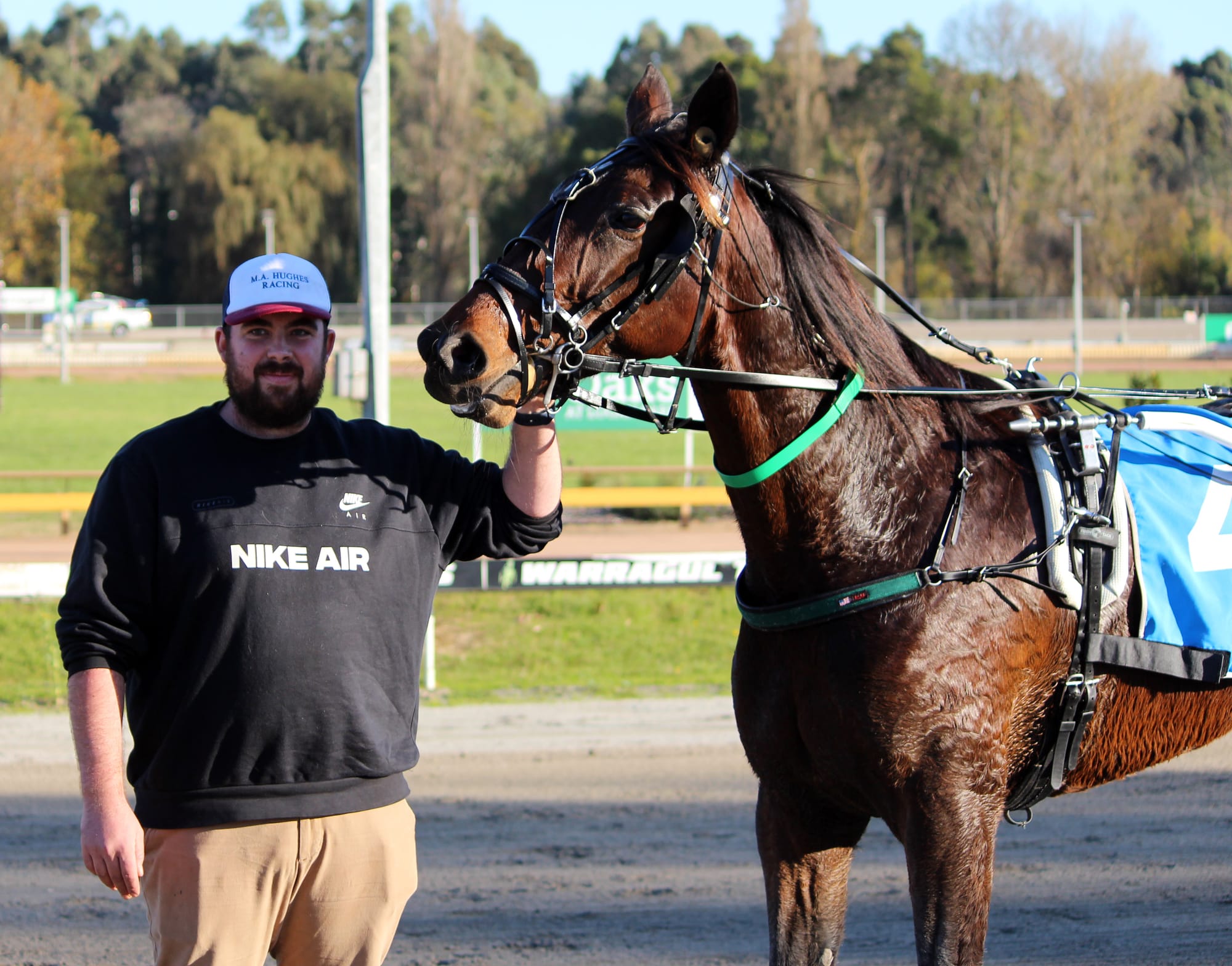 Phillips wins 200th race