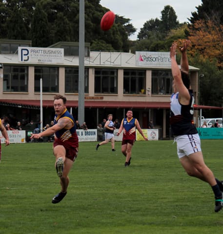 Football Reserves Warragul Industrials Vs. Kilcunda-Bass - 17.04.21 