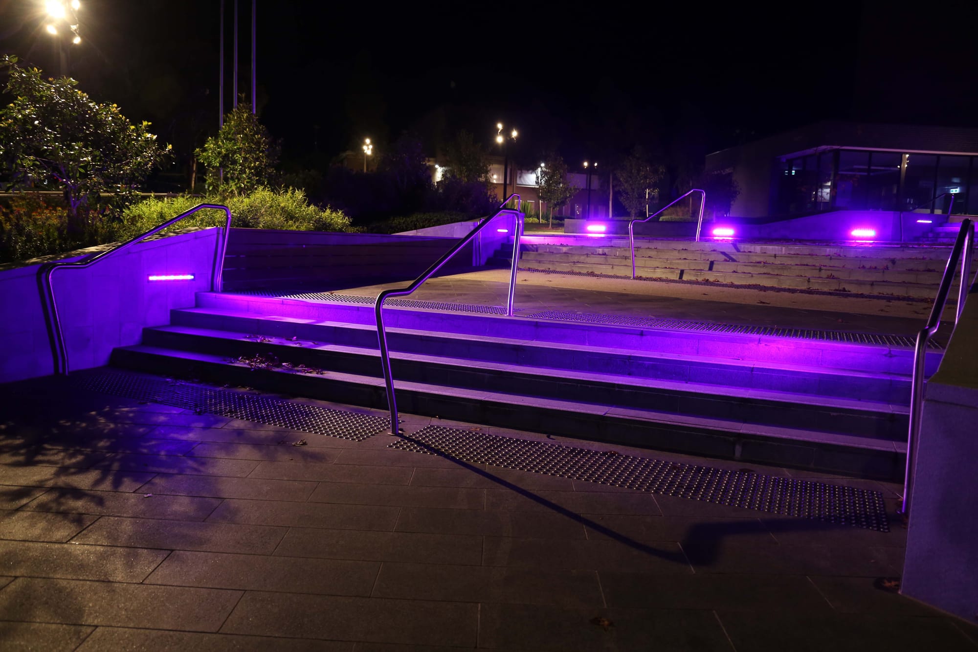 WGAC - Purple Lights - 03.05.2022
