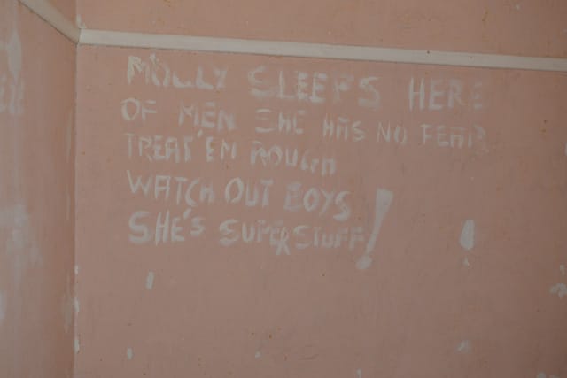 House with old messages 